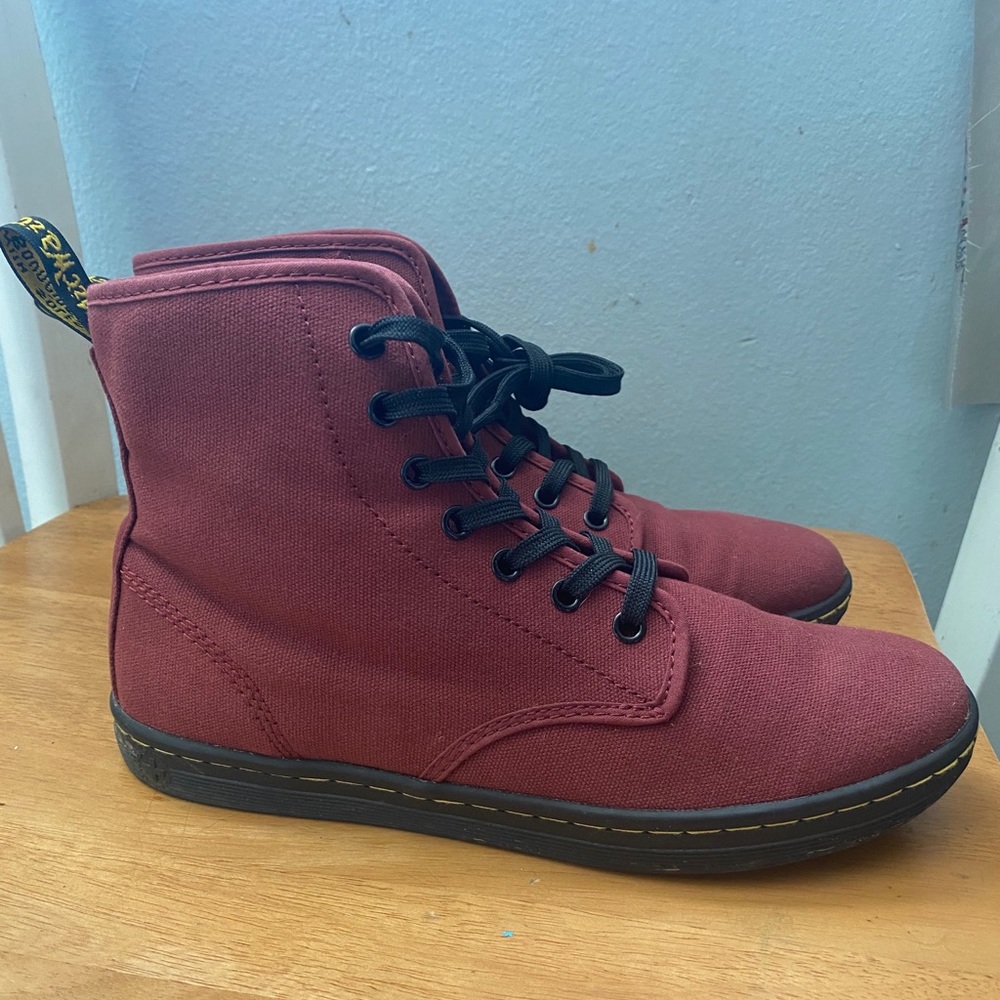 Dr. Martens shoreditch cherry